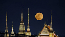 14号超级满月遇上了泰国最浪漫的节日 这些照片泰美啦