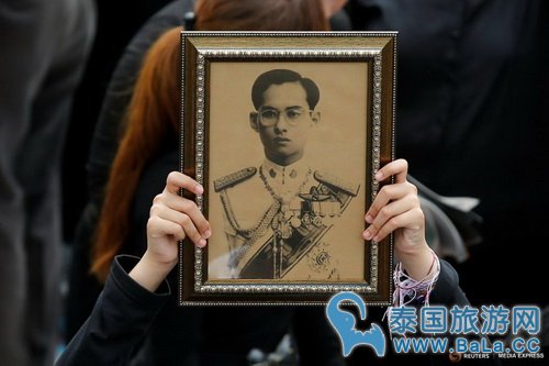 和泰国国王有关的节日将继续保留 但名称或有更改