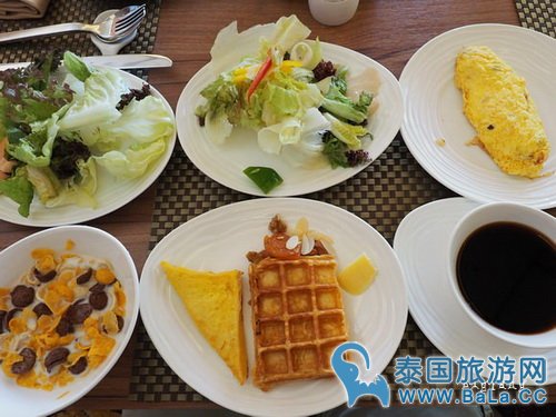巴沙带楼顶游泳池的海景房酒店Four Points Sandakan