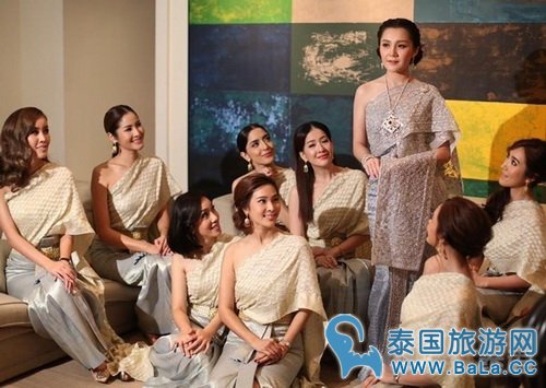 泰星Emmeemm大婚圈中好友齐祝福 高颜值伴娘团吸睛
