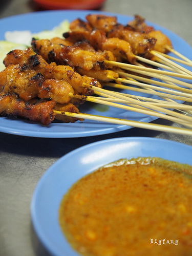 吉隆坡阿罗街JALAN ALOR 必吃美食名店-黄亚华小吃店