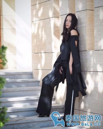 38岁的Aump越发车生熟美丽有女人味