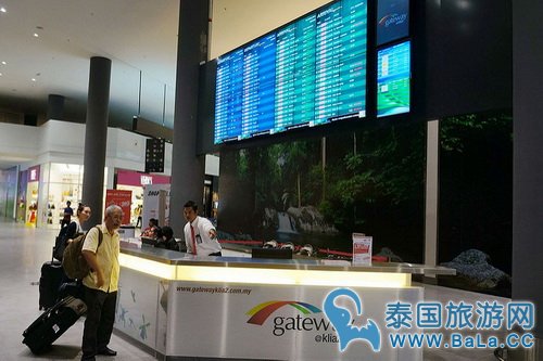 吉隆坡机场附近酒店Tune Hotel Klia2 在哪?如何从机场走到酒店