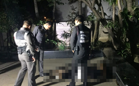 曼谷豪华酒店土耳其男子坠楼  妻子尸体旁痛哭