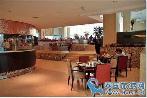 吉隆坡双子塔附近酒店-Impiana KLCC Hotel 看夜景视野超好