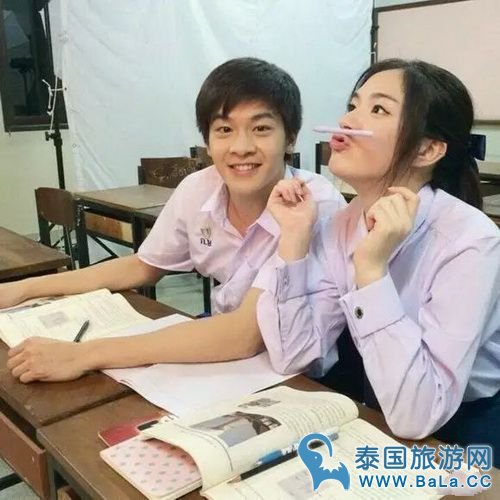 泰星March的新女友照片曝光,长相乖巧可爱 punpun新男友大来头也不小