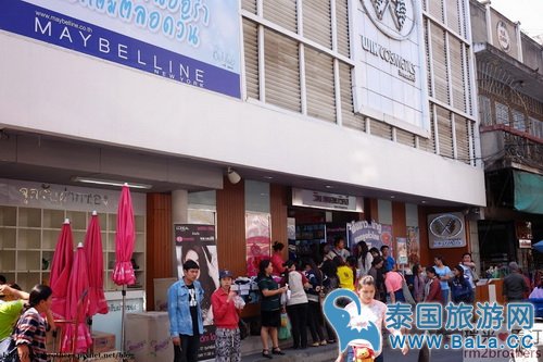 清迈瓦洛洛市场Win Cosmetics Shop美妆店