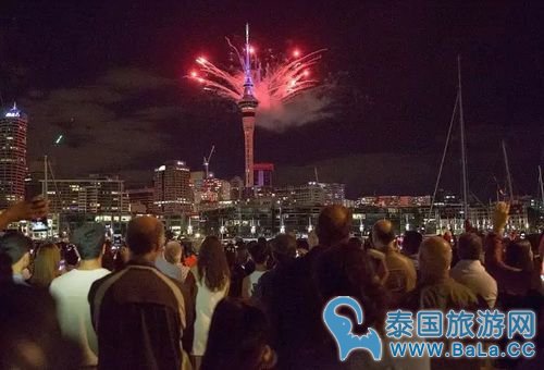 2017世界各地跨年烟火晚会 泰国跨年晚会亮了