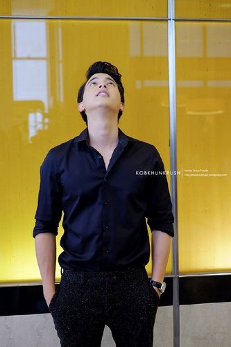 james jirayu新年带母亲去马代度假 既是孝子又是吃货