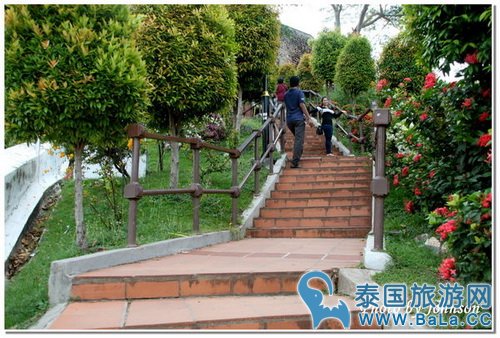 马六甲热门景点:荷兰红屋和基督教