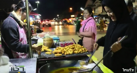 泰国夜市豆浆油条老店日收入过万