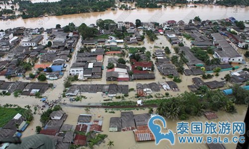 泰国南部暴雨仍未减退 部分地域依旧处于洪灾之中