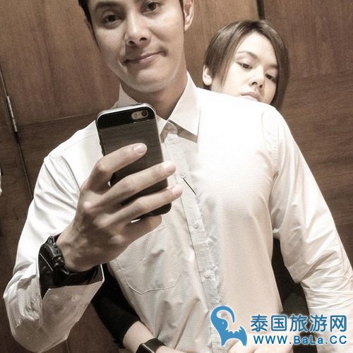 泰星Man Karin与妻子Gale Waythaka健身秀恩爱 晒大尺度恩爱照