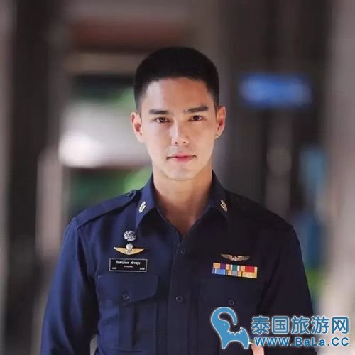 泰星Boom Kittikong女友Give个人资料 Boom与女友公开恋情