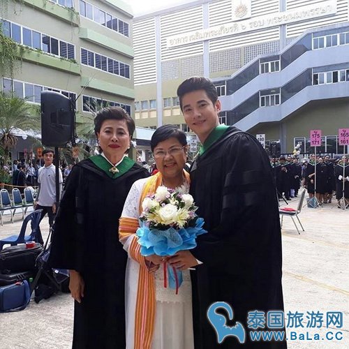 马里奥硕士毕业不容易  母亲好友到场祝贺