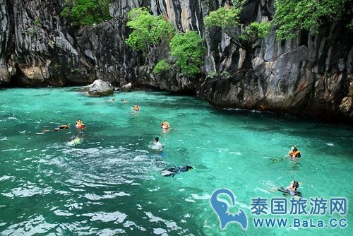 泰国南部董里海洋旅游景点未受影响 游客可放心游玩
