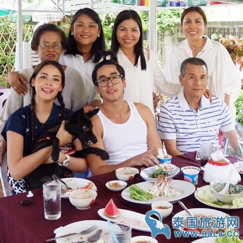 nadech为什么是是养父母养大的?nadech是孤儿吗?