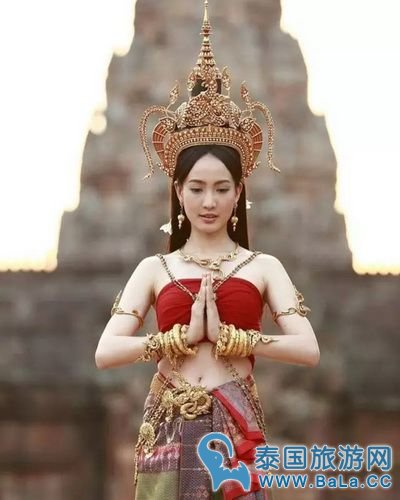 韩国大火泰籍艺人Lisa也是Taew粉丝 想见偶像真容