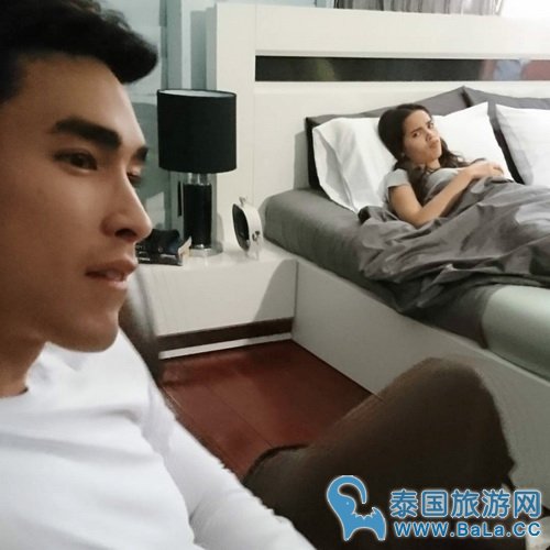 Yaya食物中毒住院粉丝心疼 nadech为Yaya整夜守护