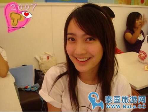 Taew童年时代和学生时代早起图片集