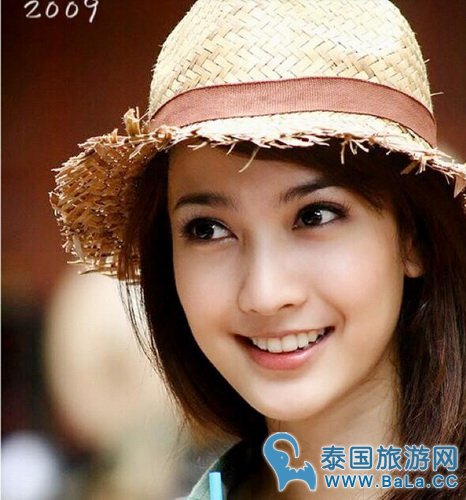 Taew童年时代和学生时代早起图片集