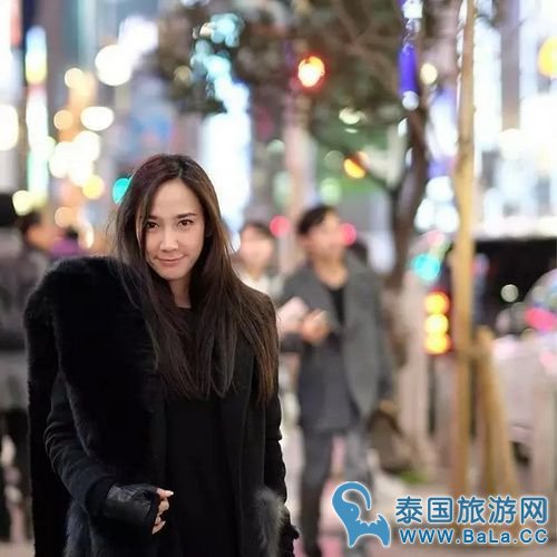 泰国两大不老女神Aump和Noon16年前后对比照 完全逆生长