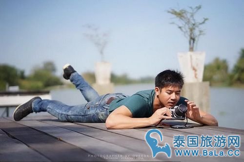 Weir情人节送女友Bella满屋的粉色气球 都这样了还不公开
