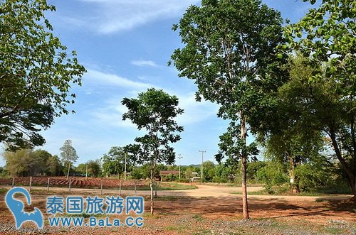 体验泰缅铁道火车之旅,桂河大桥、死亡铁道,缅怀当年盟军战俘辛酸血泪史