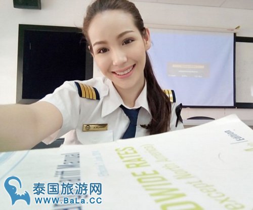 The Face Thailand Marsha导师下的人气美女Julie