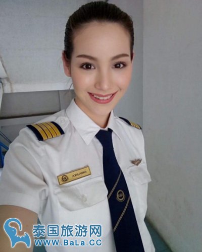 The Face Thailand Marsha导师下的人气美女Julie
