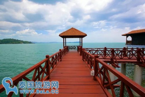 马来西亚最美海岛之一兰卡威 最令人神往的蓝海白沙