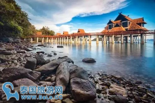 马来西亚最美海岛之一兰卡威 最令人神往的蓝海白沙