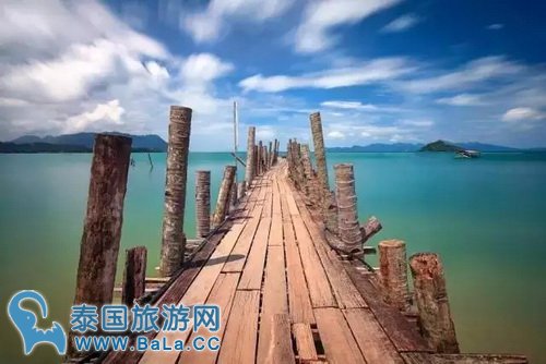 马来西亚最美海岛之一兰卡威 最令人神往的蓝海白沙