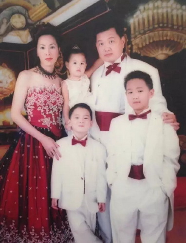 泰国krist演员混血吗？krist有中国血统吗？