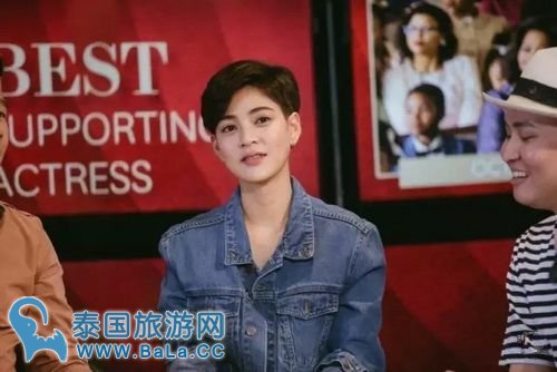 《网红惊魂》的女主角阿萍雅剪假小子发型 却有奇异中性美