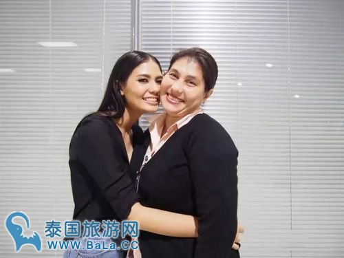 泰国环球小姐Namtan家庭背景如何?成名之后不忘本