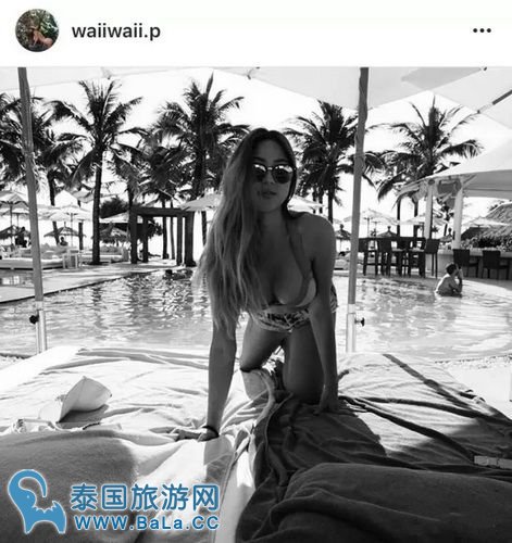 泰国甜美歌手waiiwaii.p海边度假晒“胸器\
