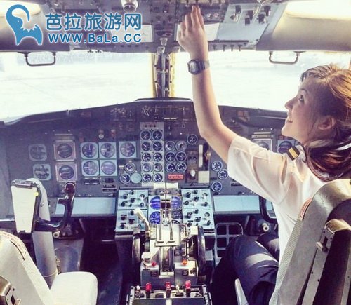泰国美女飞行员一夜爆红 开挂的人生还当过工程师和空姐