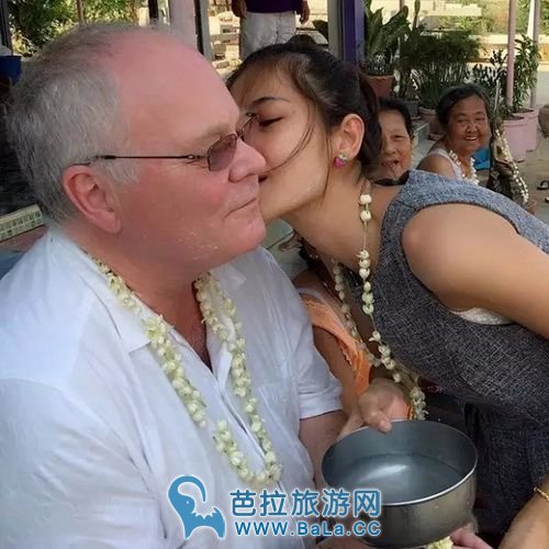 泰国AV女星nat直播洗澡获宅男疯狂追捧 海量性感图片福利你懂的