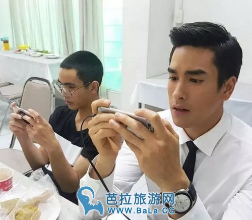 Nadech弟弟Kan越来越像Nadech 像是双胞胎