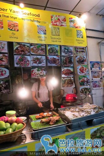 BTS站Thong Lo旁美食广场 每天都营业的美味夜市