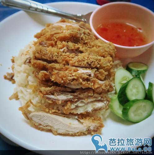 BTS站Thong Lo旁美食广场 每天都营业的美味夜市