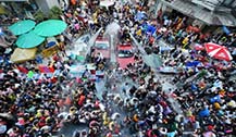 曼谷考山路泼水活动仅举办两天 游客要注意准守5项原则
