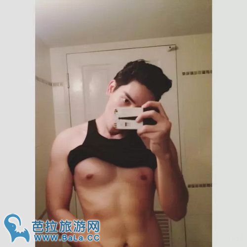 泰星Singto 大秀性感肌肉愈发成熟像型男