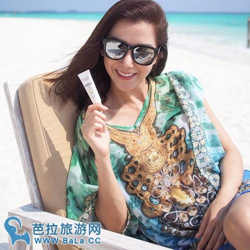 泰星Apissada与男友马代度假多套泳装照性感身材一览无遗