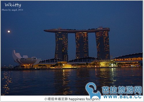 新加坡克拉码头游船 从新加坡河的角度看新加坡知名夜景