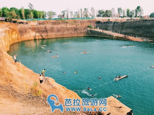 清迈大峡谷必玩必跳天然大水池