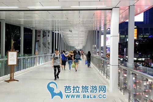 曼谷市中心交通方便霓虹夜市Talad Neon 潮范小清新十足