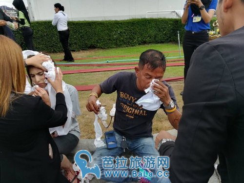 泰国北大年Big C发生两次爆炸 造成35人受伤100辆车被毁