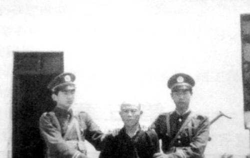 1,制造新中国第一起恶性杀人案——龙治民